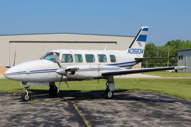 Piper Navajo (N35834)