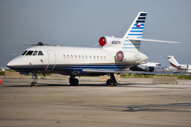 Dassault Falcon 900 (N550TH) - Good looking F900 in town for the race on 05-29-22