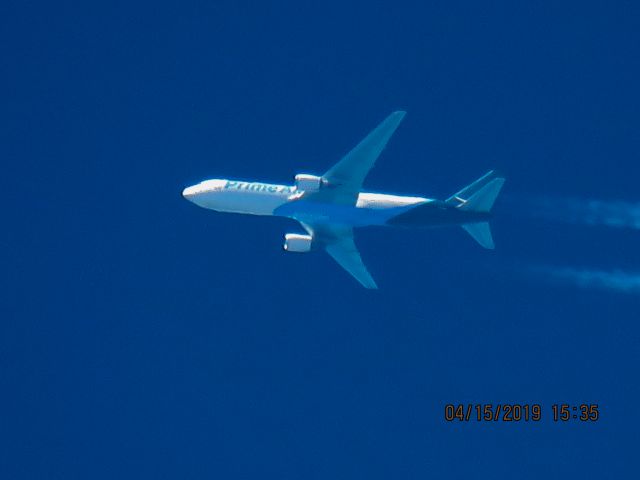 BOEING 767-300 (N1181A)