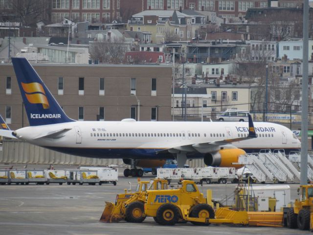 Boeing 757-200 (TF-ISL) - Operating as Icelandair Cargo from Cancun