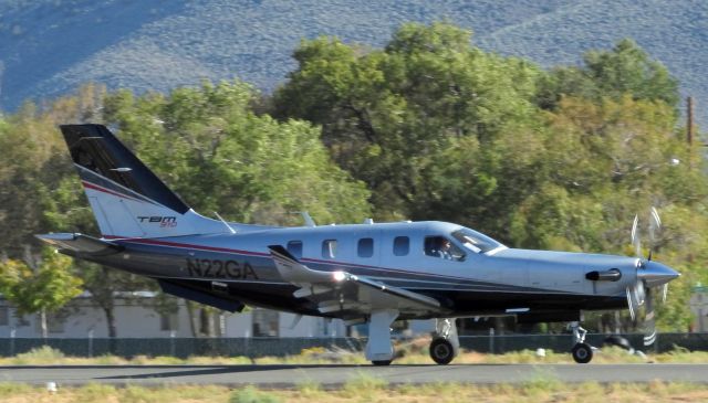 Socata TBM-700 (N22GA) - Landing on 27 at Carson City