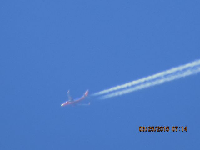 Boeing 737-700 (N966WN) - Southwest Airlines flight 1613 from DEN to ATL over Southeastern Kansas at 39,000 feet.