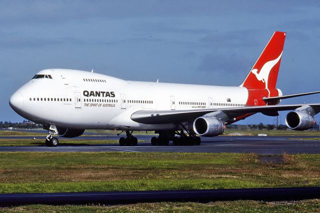 Airbus A330-200 (VH-EBQ) - QANTAS - BOEING 747-238B - REG : VH-EBQ (CN 22145/410) - WEST BEACH ADELAIDE SA. AUSTRALIA - YPAD (4/7/1992) 35MM SLIDE SCANNED WITH A EPSON PERFECTION V700 FLATBED SCANNER.