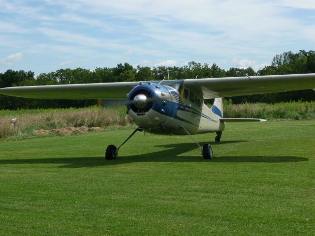 Cessna LC-126 (N1516D)