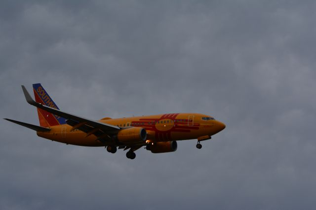 Boeing 737-700 (N781WN)