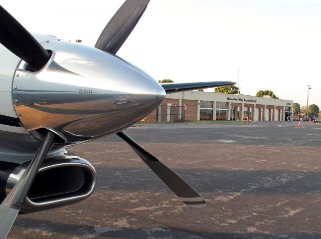 Beechcraft King Air 90 (N331JP) - RELIANT AIR has the lowest fuel price on the Danbury (KDXR) airport.