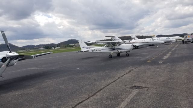 Cessna Skyhawk (N1449C)