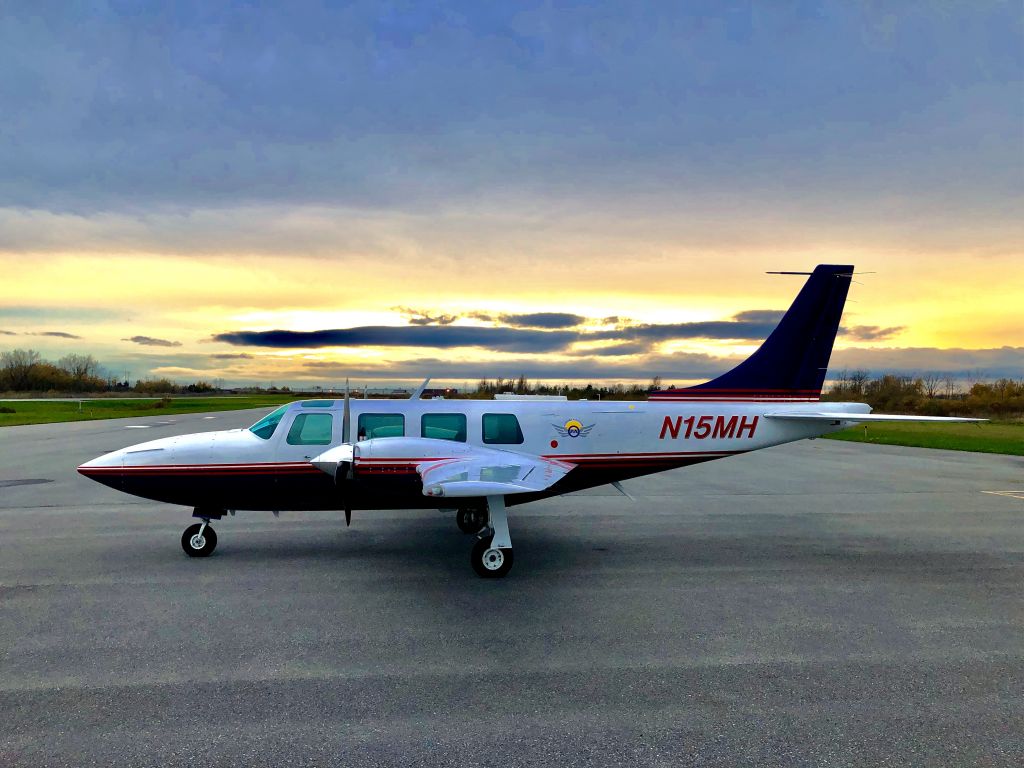 Piper Aerostar (N15MH)