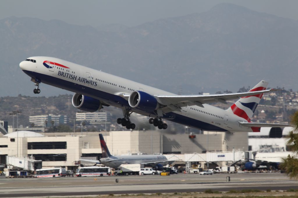 BOEING 777-300ER (G-STBE)