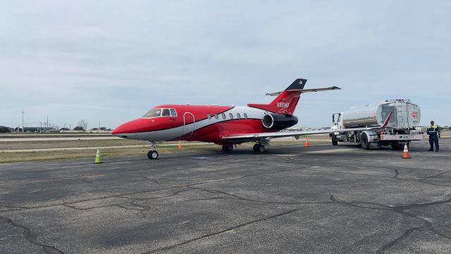 Hawker 800 (N901MB)