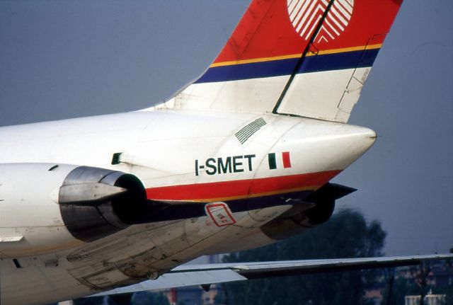 McDonnell Douglas MD-82 (I-SMET)