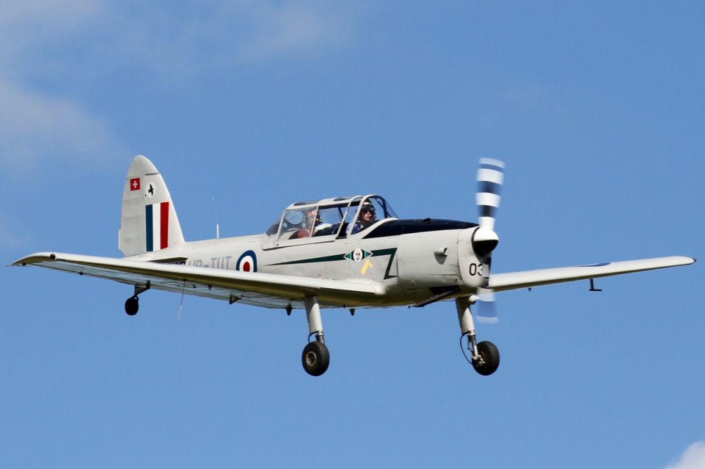 SUPER-CHIPMUNK Super-Chipmunk (HB-TUT) - De Havilland Canada DHC-1 chipmunk