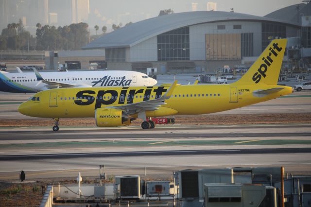 Airbus A320neo (N927NK)