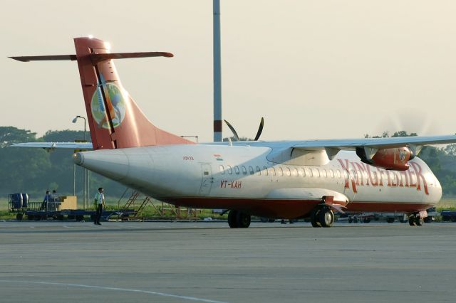 ATR ATR-72 (VT-KAH)