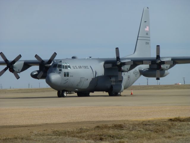 Lockheed C-130 Hercules —