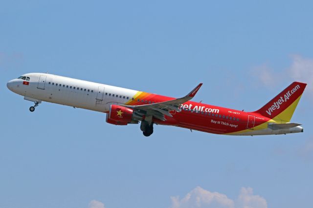 VN-A677 —