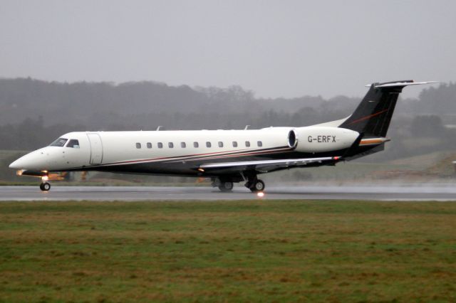 Embraer Legacy 600/650 (G-ERFX) - Flairjet Legacy departing rwy 26 on 20-Feb-20 heading for EIDW as FLJ611.