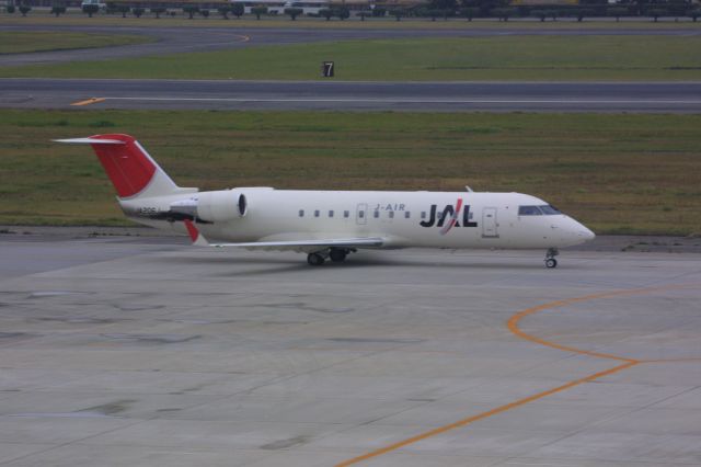 Canadair Regional Jet CRJ-200 (JA206J)