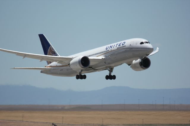 Boeing 787-8 (N27901) - Take off from 34L.