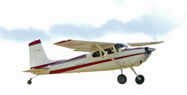 Cessna Skywagon 180 (N180RX)