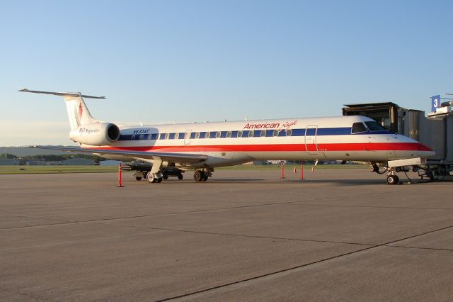 Embraer ERJ-145 (N630AE)