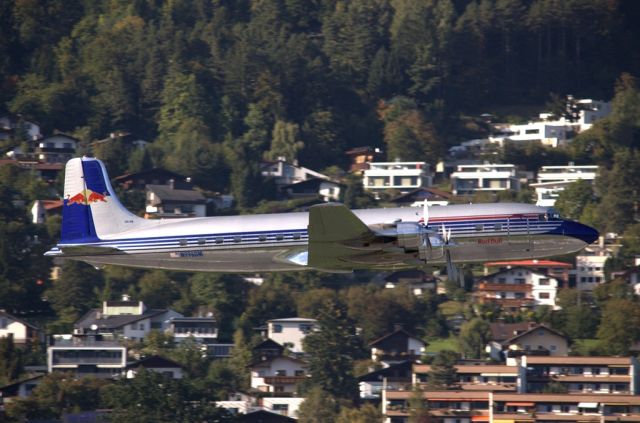 Douglas DC-6 (N996DM)