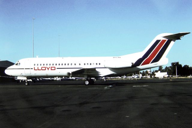 VH-LAR — - LLOYD - FOKKER F28-4000 FELLOWSHIP - REG : VH-LAR (CN 11212) - ADELAIDE INTERNATIONAL AIRPORT SA. AUSTRALIA - YPAD 21/10/1989 35MM SLIDE CONVERSION USING A LIGHTBOX AND A NIKON L810 DIGITAL CAMERA IN THE MACRO MODE
