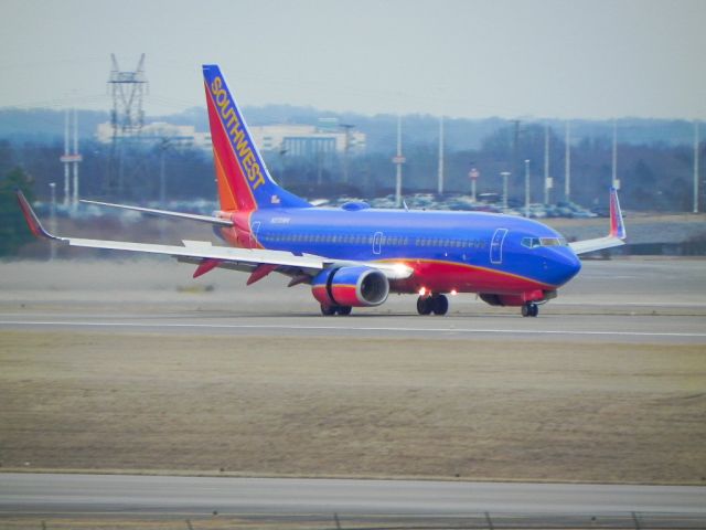 Boeing 737-700 (N273WN)