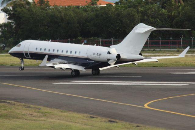 Bombardier Global 5000 (VP-BJN)