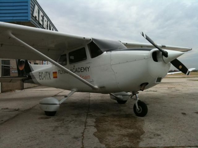 Cessna Skyhawk (EC-ITX)