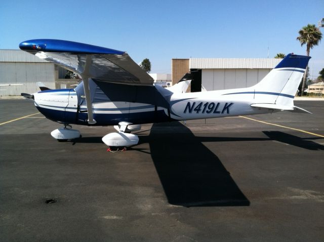 Cessna Skyhawk (N419LK)