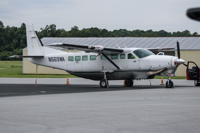 Cessna Caravan (N569WA)