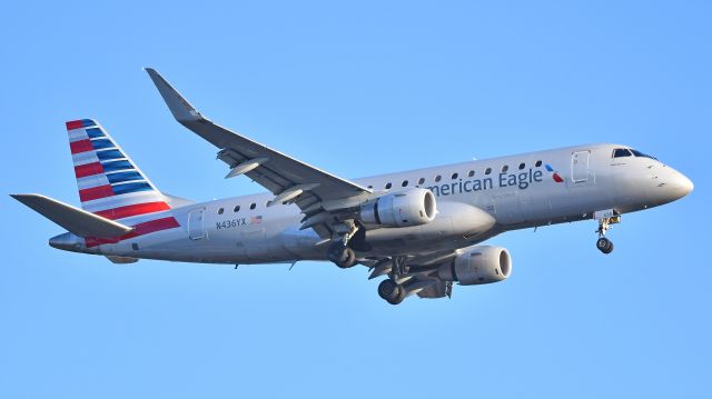 Embraer 175 (N436YX) - Republic Airlines (American Eagle) Embraer ERJ-170 (N436YX) arrives at KRDU Rwy 23R on 12/04/2019 at 4:13 pm.