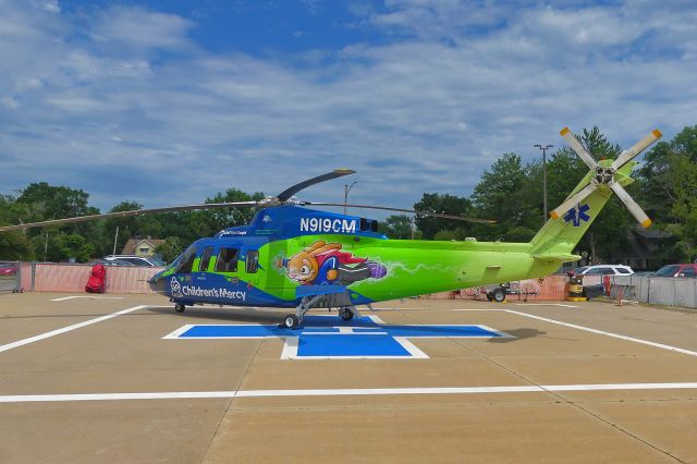 Sikorsky S-76 (N919CM) - Children's Mercy Hospital helicopter (SIKORSKY S-76 Spirit)  operated by Phi Air Medical, at Newman Regional Hospital, Emporia, KS 7-27-23