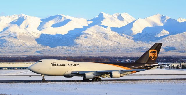 Boeing 747-400 (N582UP)