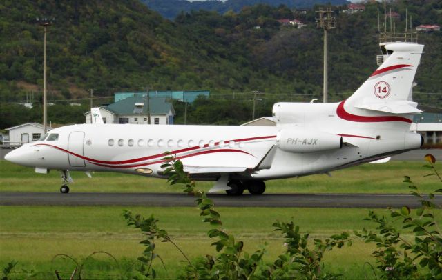 Dassault Falcon 7X (PH-AJX)