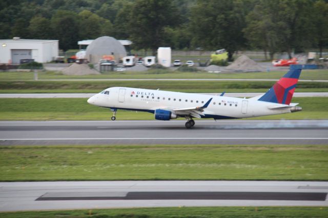 Embraer 175 (N209JQ) - August 4th, 2017