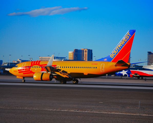 Boeing 737-700 (N781WN) - Southwest Airlines Boeing 737-7H4 N781WN / 781 (cn 30601/646)