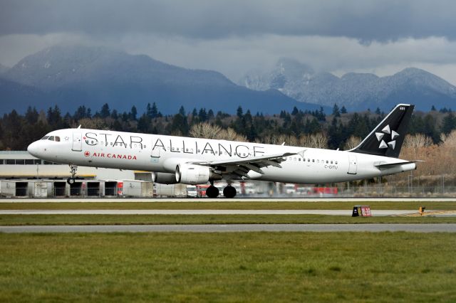 Airbus A321 (C-GITU)