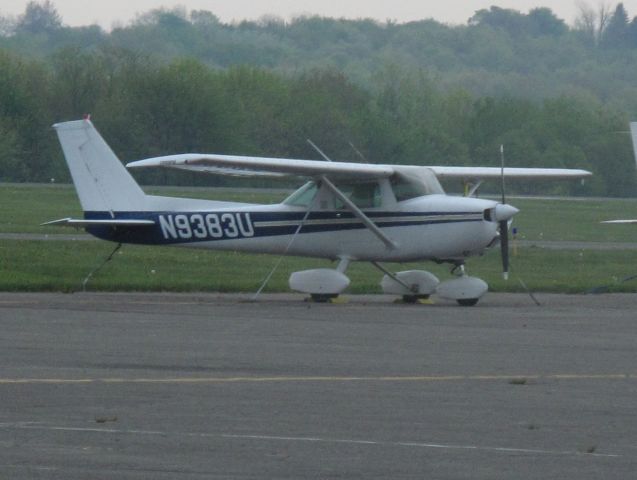 Cessna 152 (N9383U)