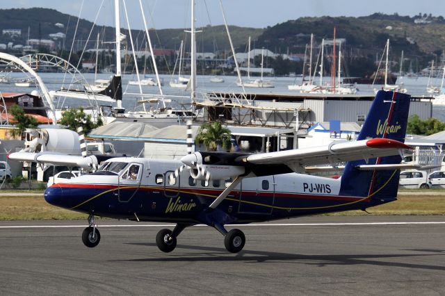 De Havilland Canada Twin Otter (PJ-WIS)