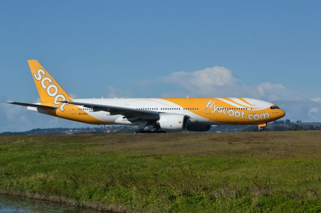 Boeing 777-200 (9V-OTC)