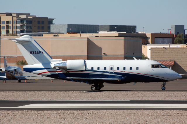 Canadair Challenger (N338FX)