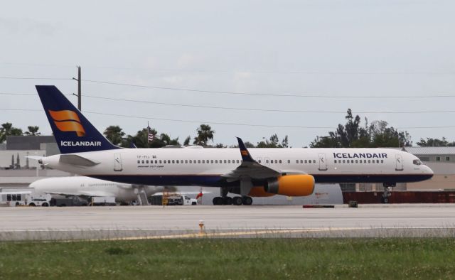 Boeing 757-200 (TF-FIJ) - To my knowledge Icelendair does not fly to MIA and it was there for maintenance. Click on full size. 05/28/18 