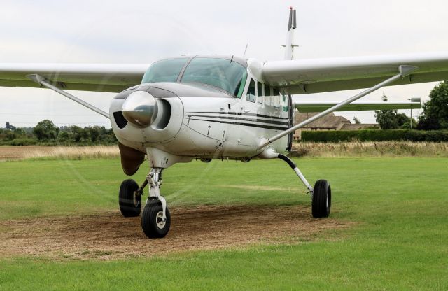 Cessna Caravan (N208AX)