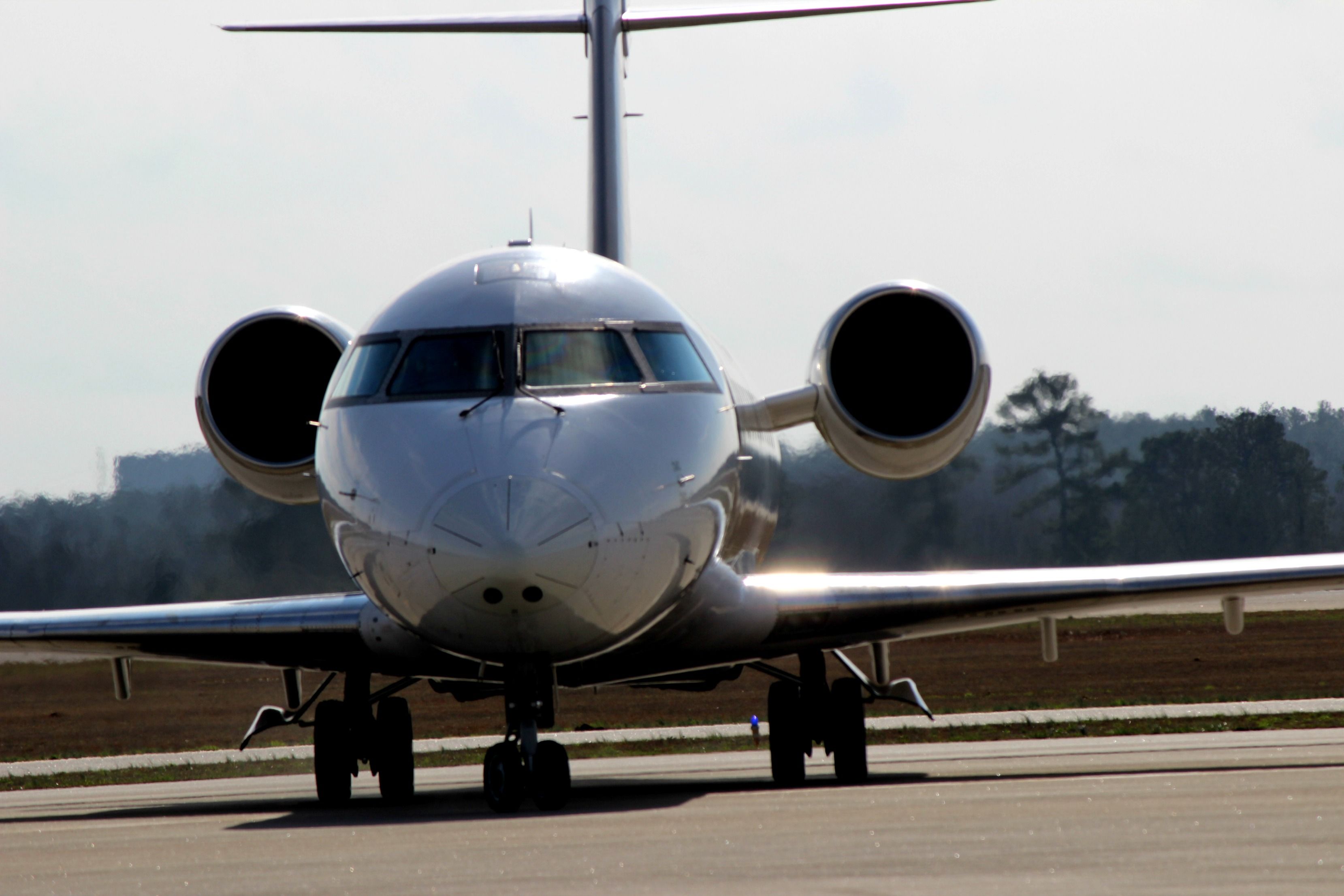 Canadair Regional Jet CRJ-200 (MNU125)