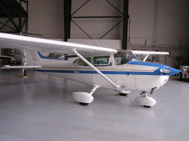 Cessna Skyhawk (N52250)