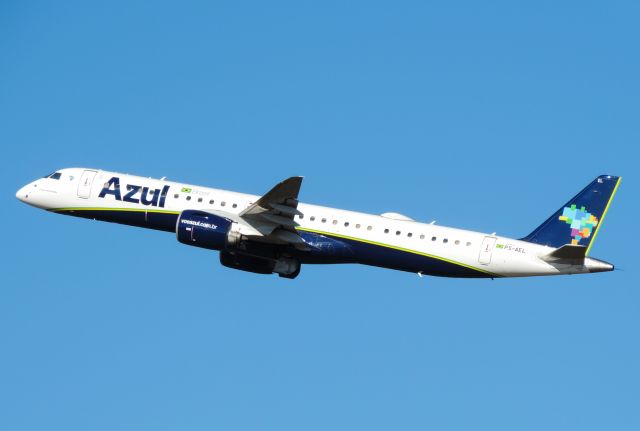 EMBRAER 195 (PS-AEL)