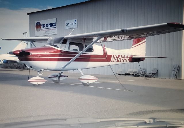 Cessna Skyhawk (N6465E)