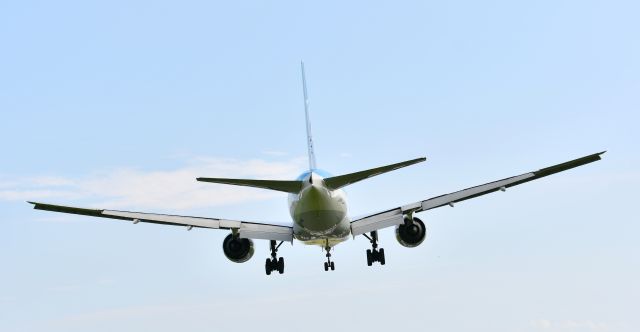 Boeing 777-200 (JA743A)